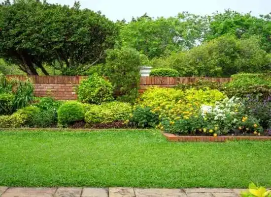 landscaping services Nellieburg